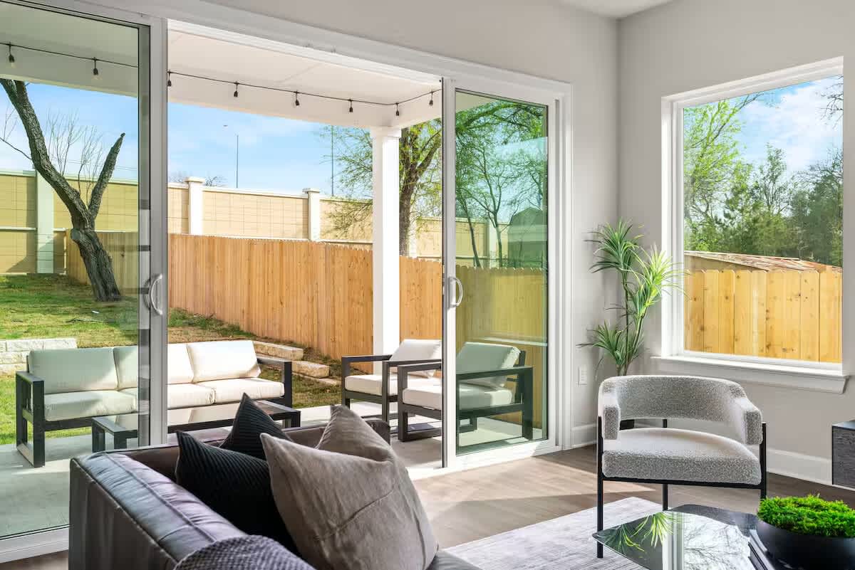 Modern Tarrytown Home, 5 Minutes to Downtown & UT! — Austin, TX — vacation rental
