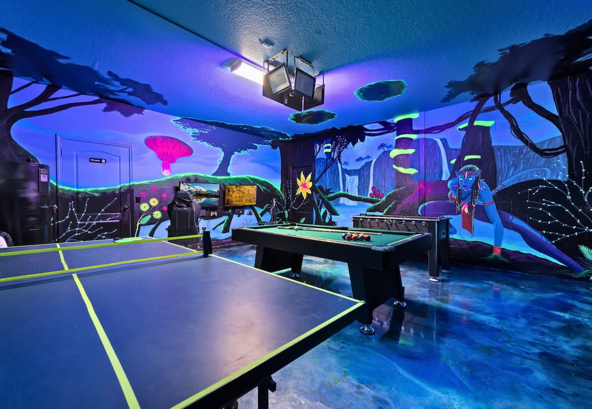 9BR Themed Close to Disney World! Movie Theatre!  — Four Corners, FL — vacation rental