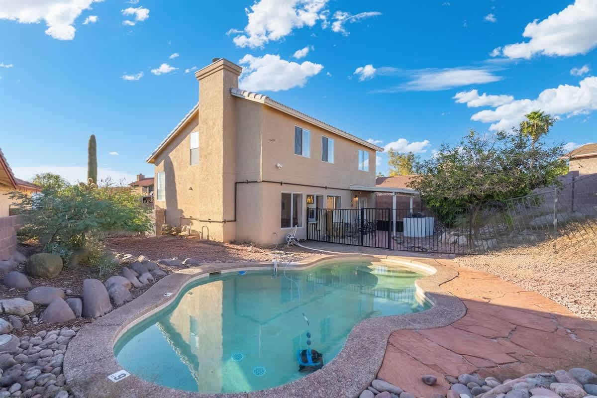 Cozy 3BR Escape, Poolside Grill & Chill Spot — Tucson, AZ — vacation rental