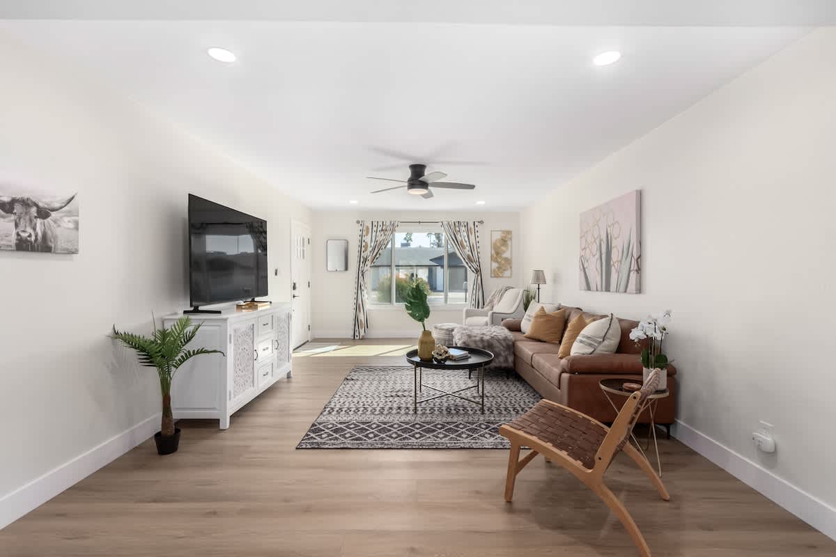 3bd, Pool, Hot Tub, Garage, Full Kitchen, ASU 2