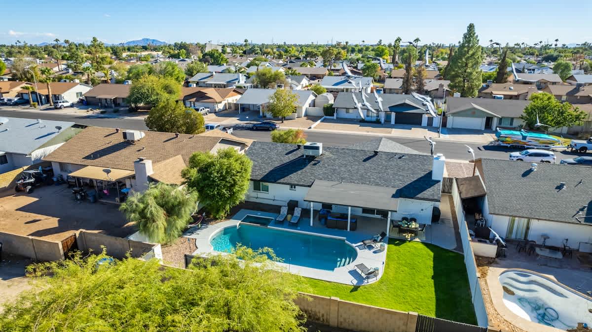3bd, Pool, Hot Tub, Garage, Full Kitchen, ASU 6