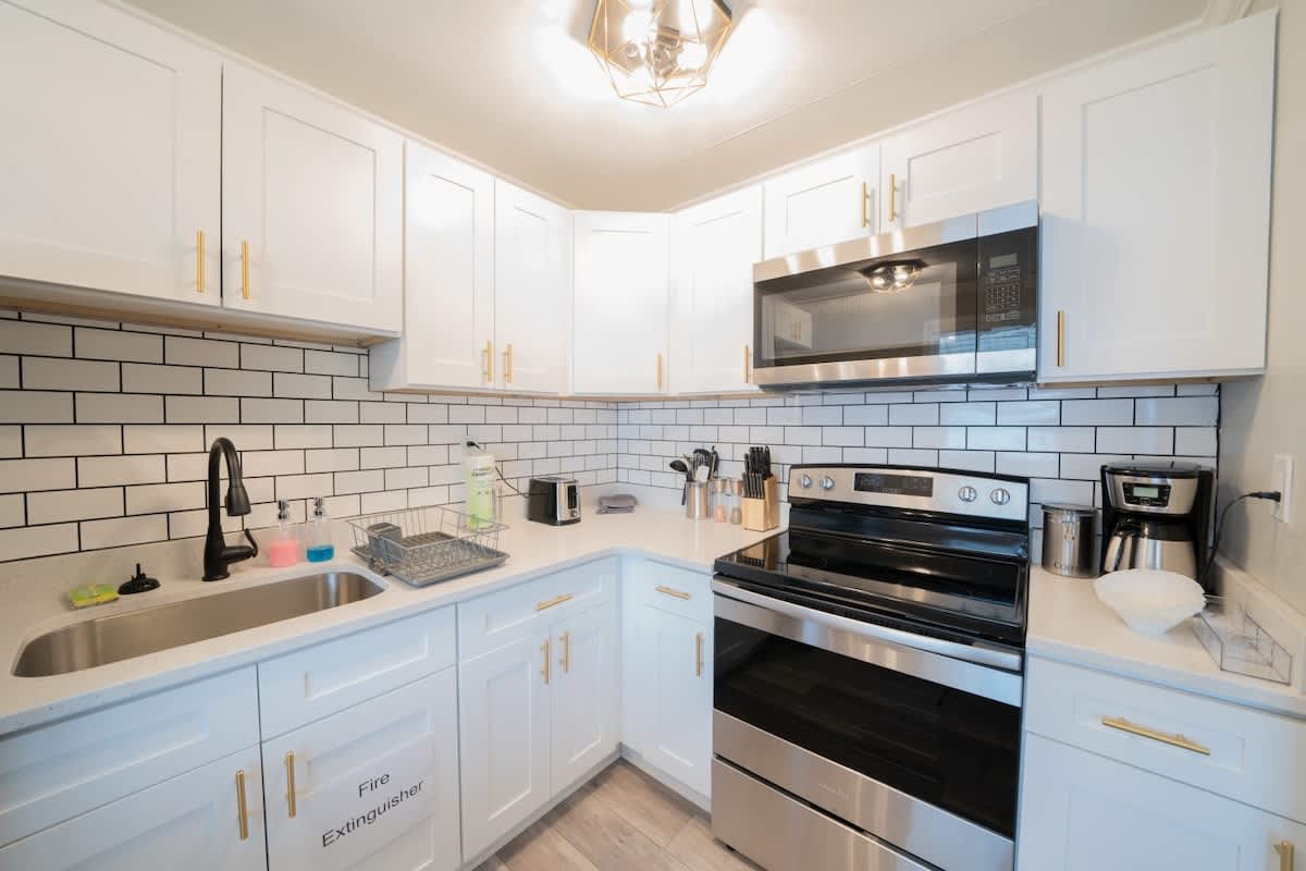 OV Mosaic - Summer Suite — Norfolk, VA — vacation rental