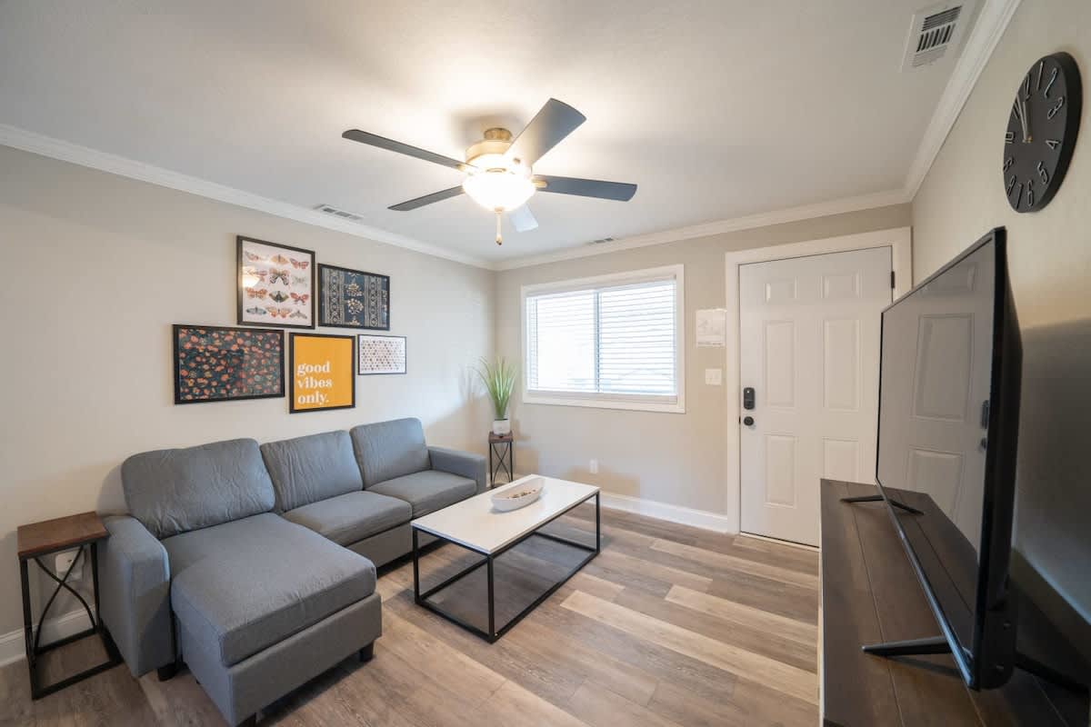 OV Mosaic - Sienna Suite — Norfolk, VA — vacation rental