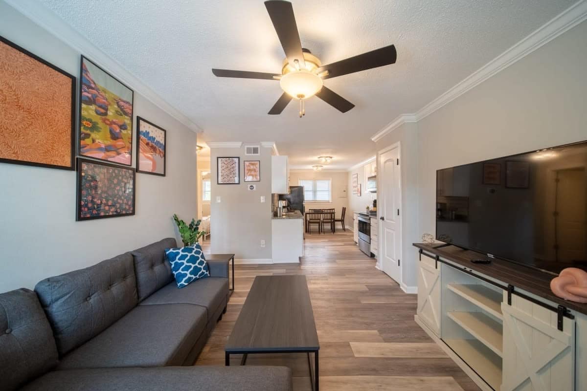 OV Mosaic - River Suite — Norfolk, VA — vacation rental