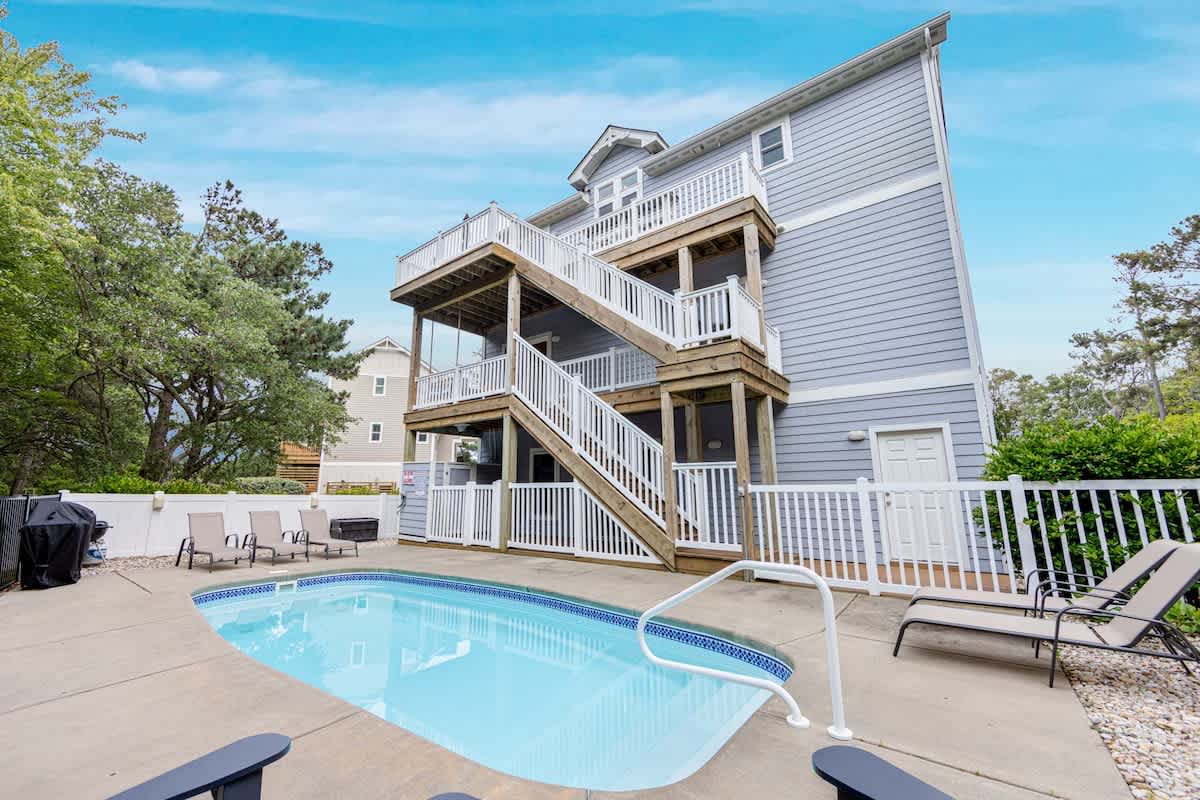 Saltwater Pool, EV Charger, and Walk to Beach! — Corolla, NC — vacation rental
