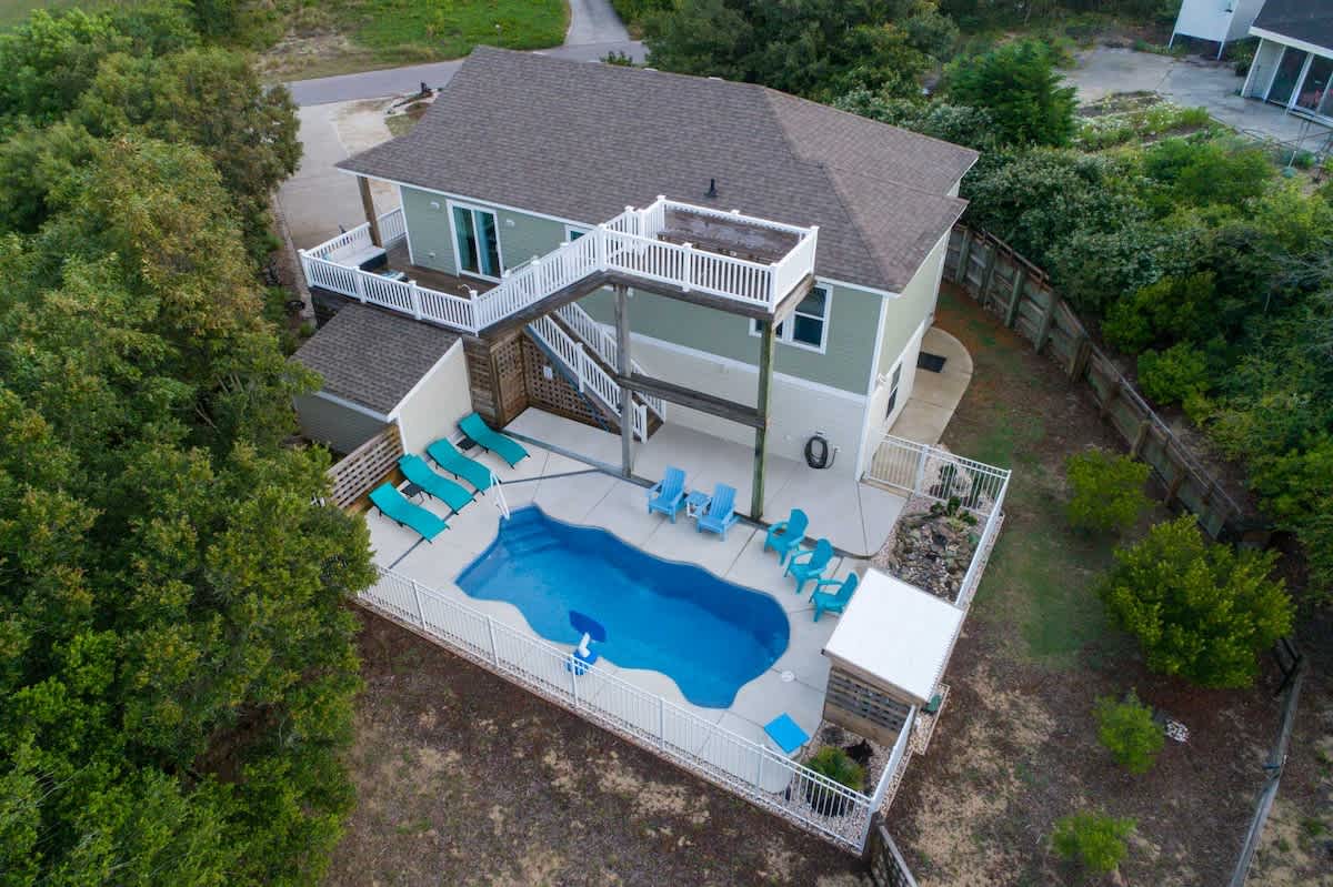 Fire Pit | Dog Friendly | Saltwater Pool 4