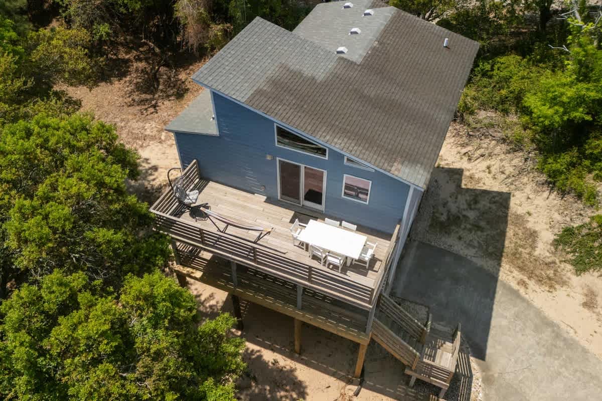 Walk to Beach Enjoy Southern Shores Pickle Ball — Southern Shores, NC — vacation rental