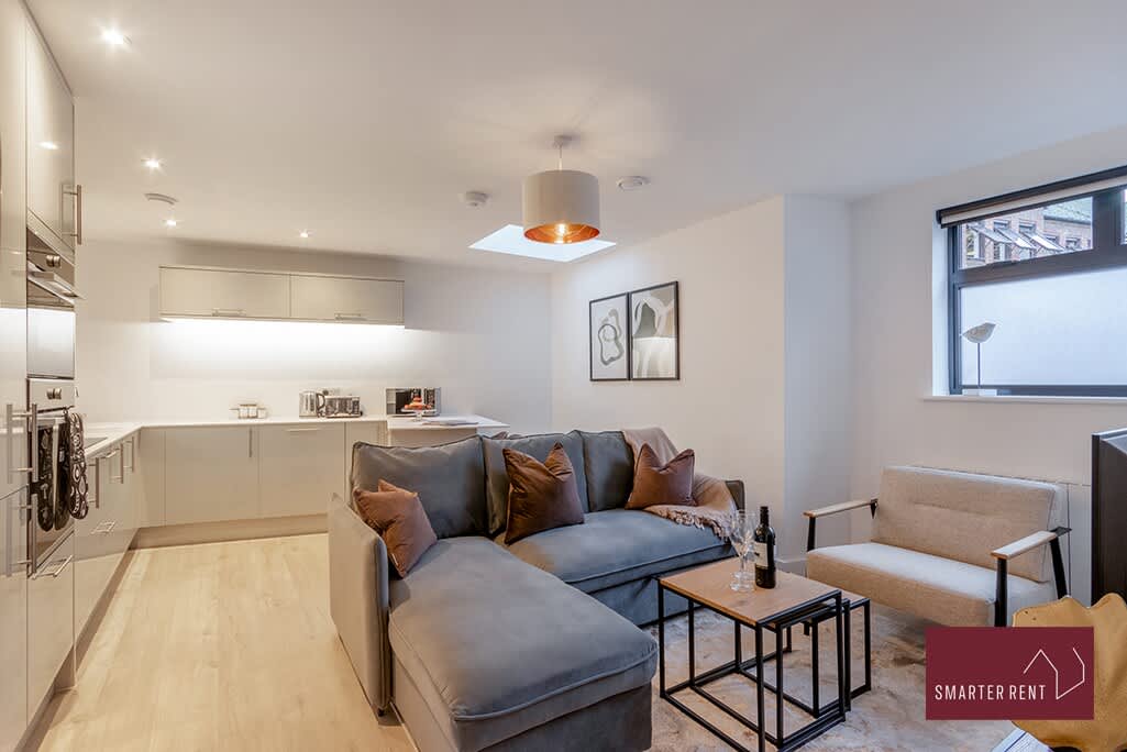 Wokingham - 2 Bedroom - Modern 1st Floor Flat