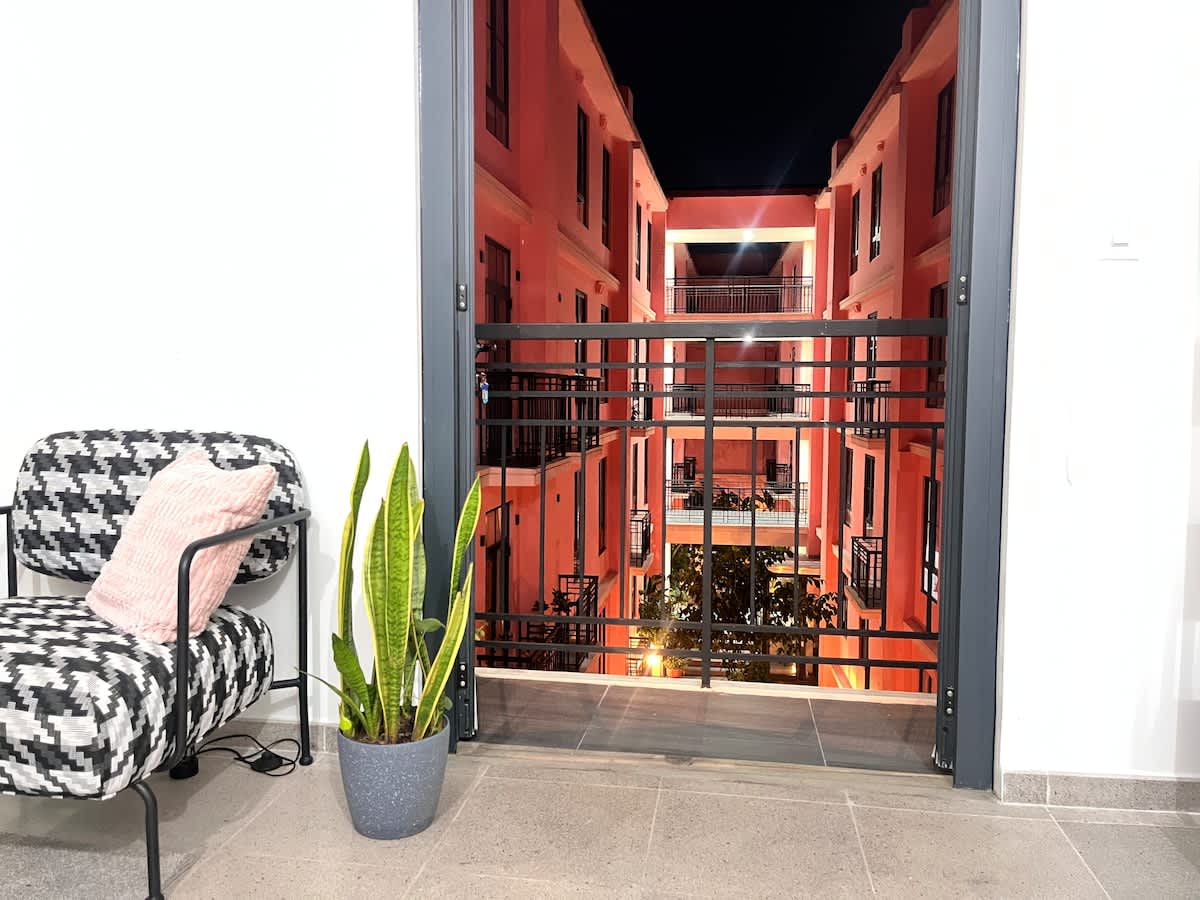 Stylish Condo in Casco Viejo w/ Private Balcony