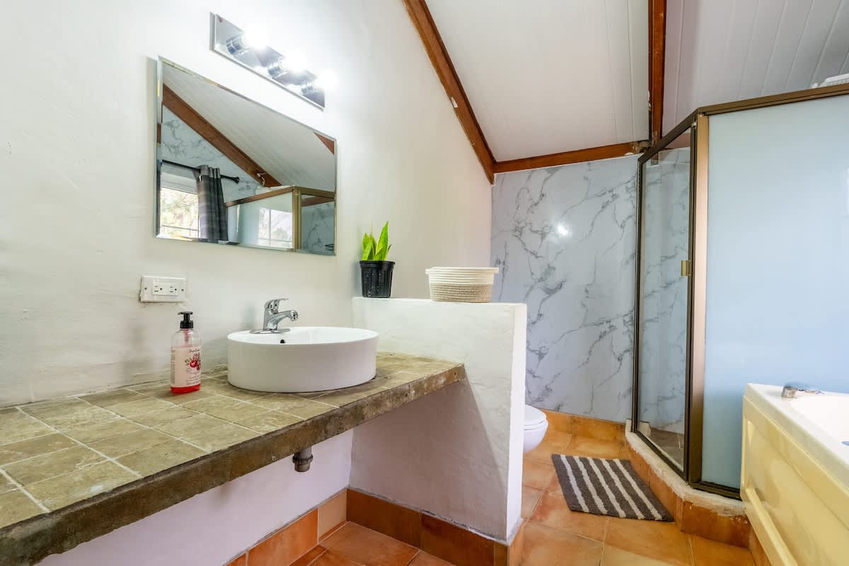 Private pool, bonfire and hot tub in Cerro Azul