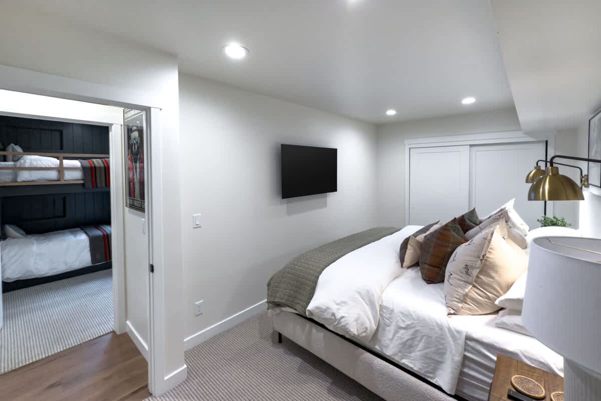 Bedroom 5