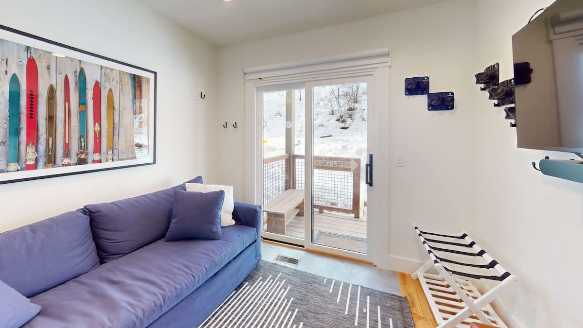 Woodside Elegance | Ski-In Ski-Out Escape | Photo 32