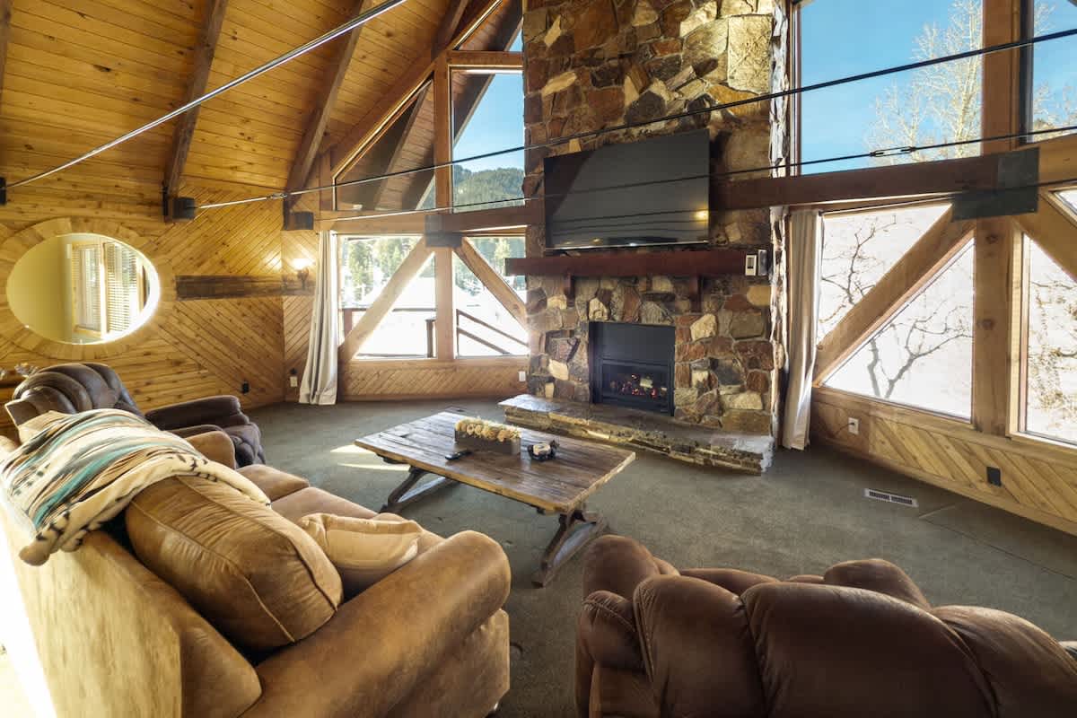 Cozy Rustic Escape Near Park City Adventures 4