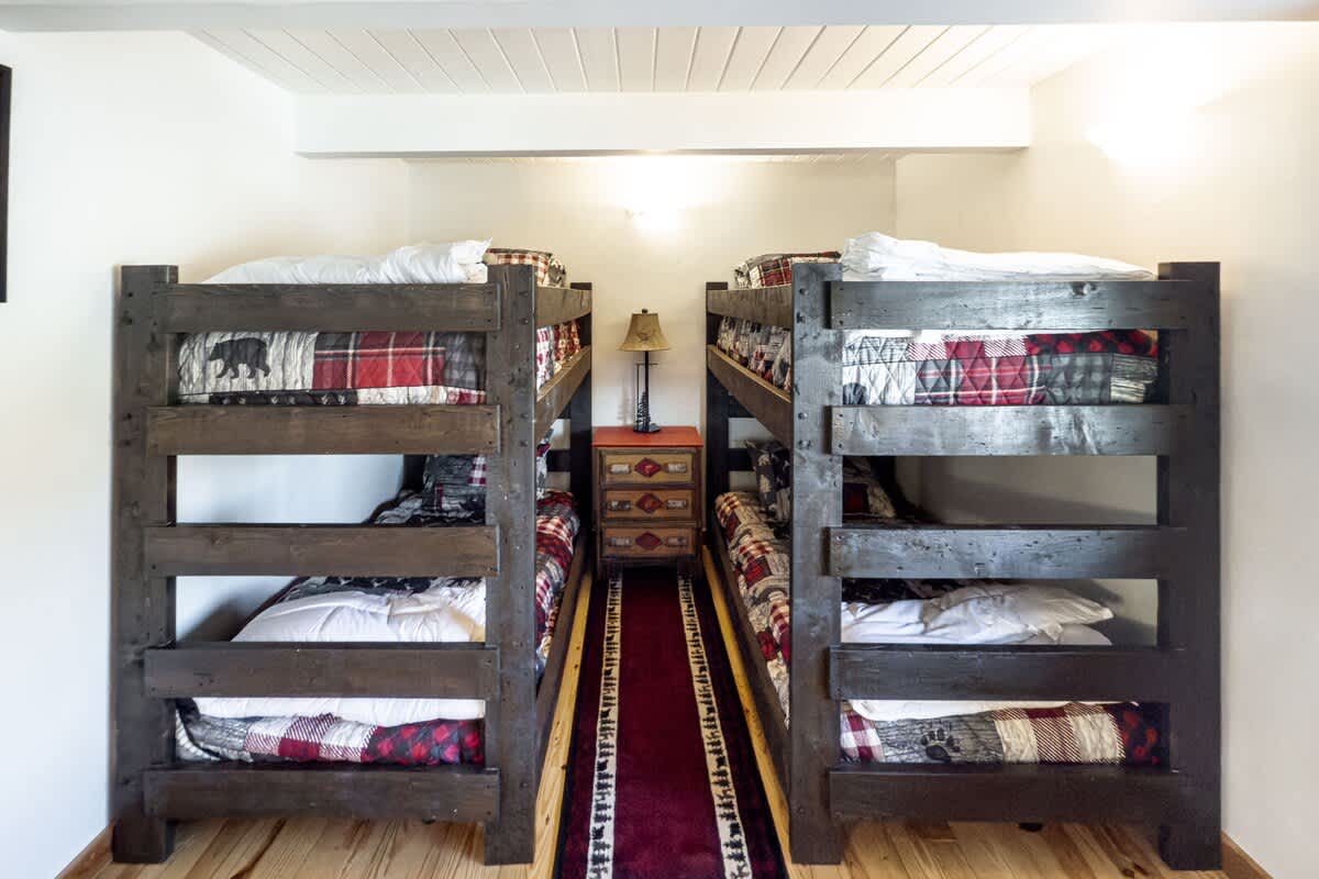Bedroom 3 Twin Bunk Beds