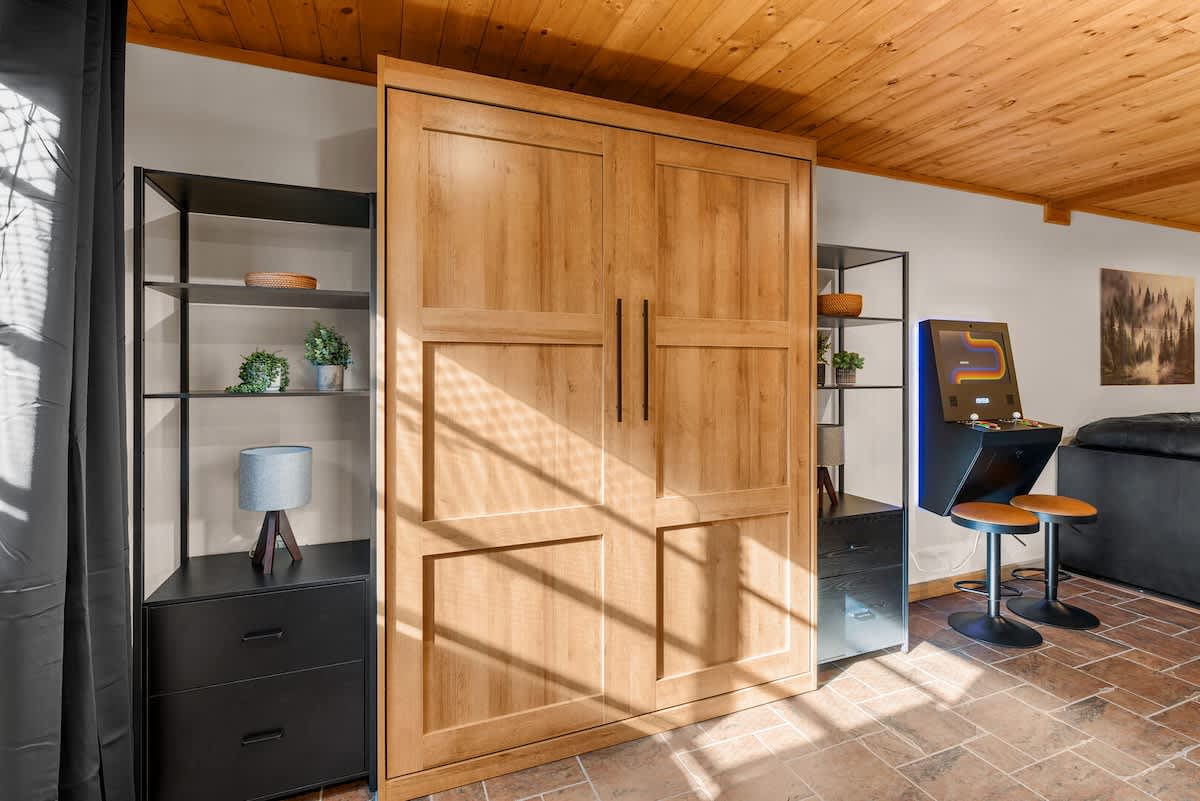 Murphy Bed