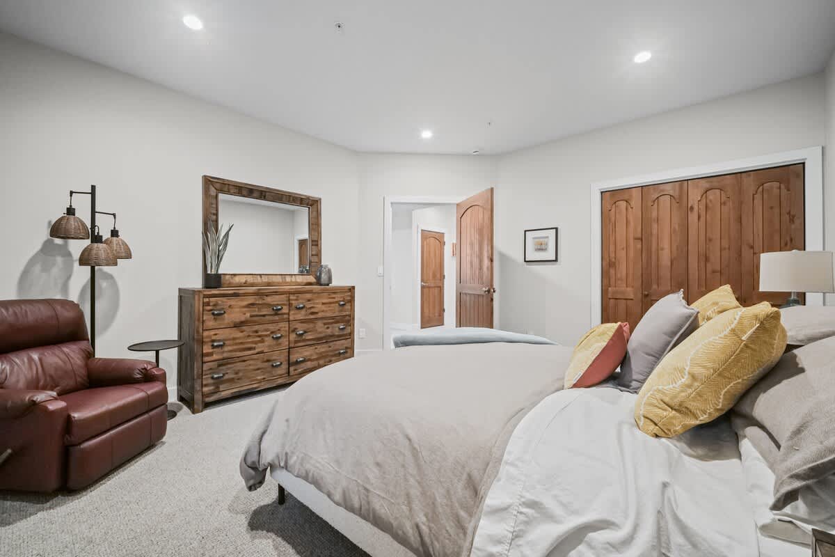 Bedroom 5