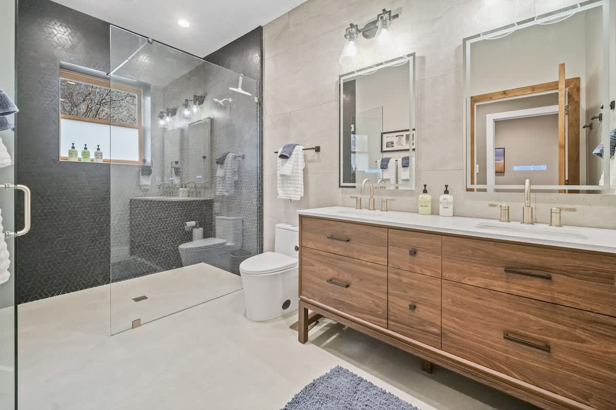 Bathroom 3