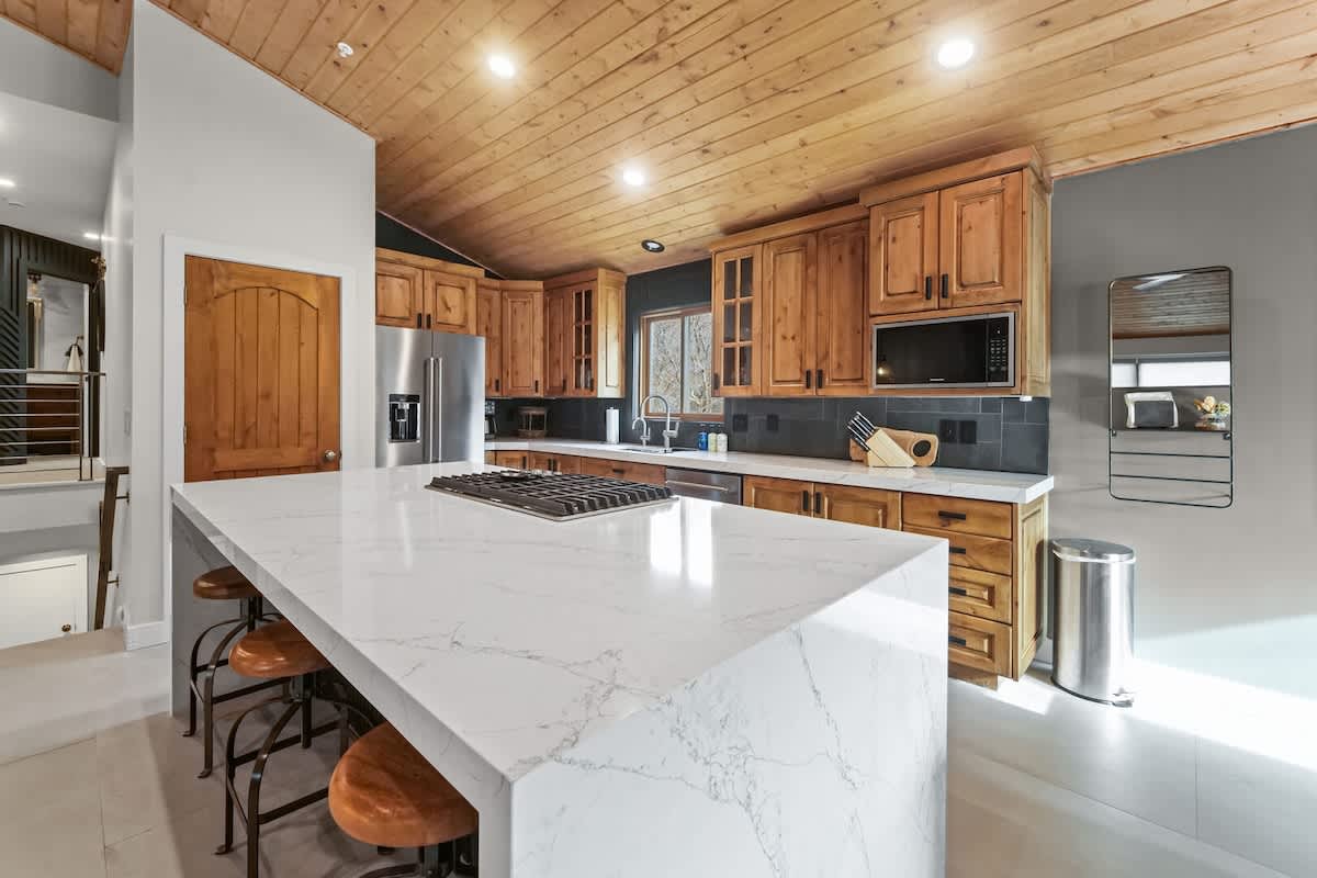 Spacious Park City Retreat with Private Hot Tub 2