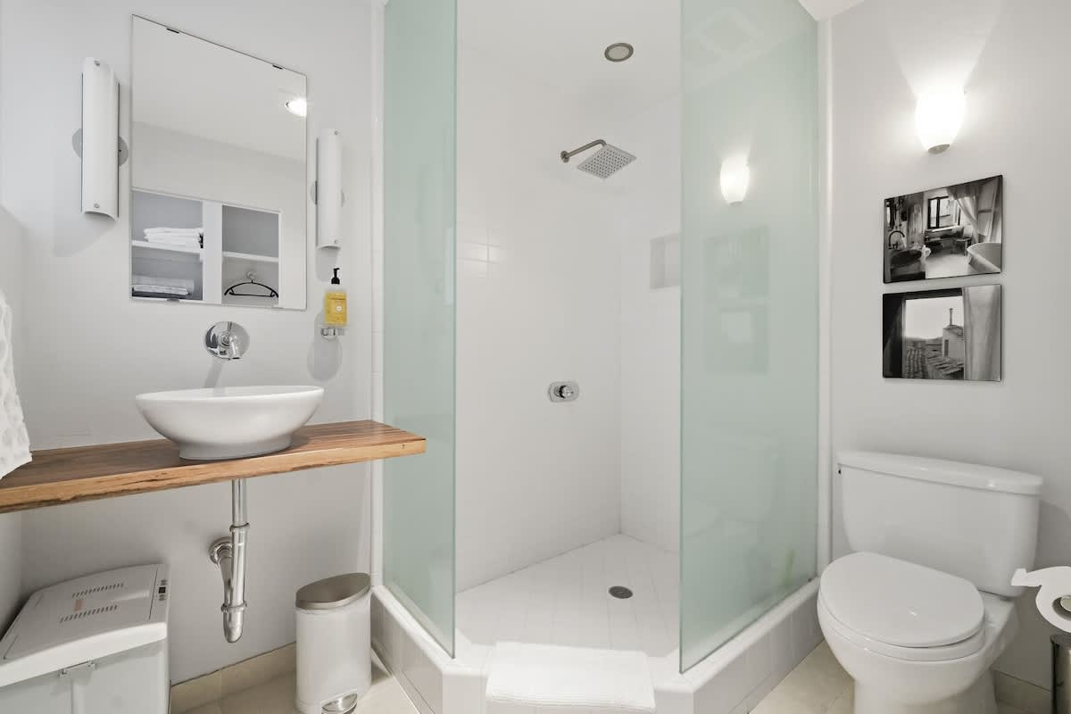 Bathroom 2
