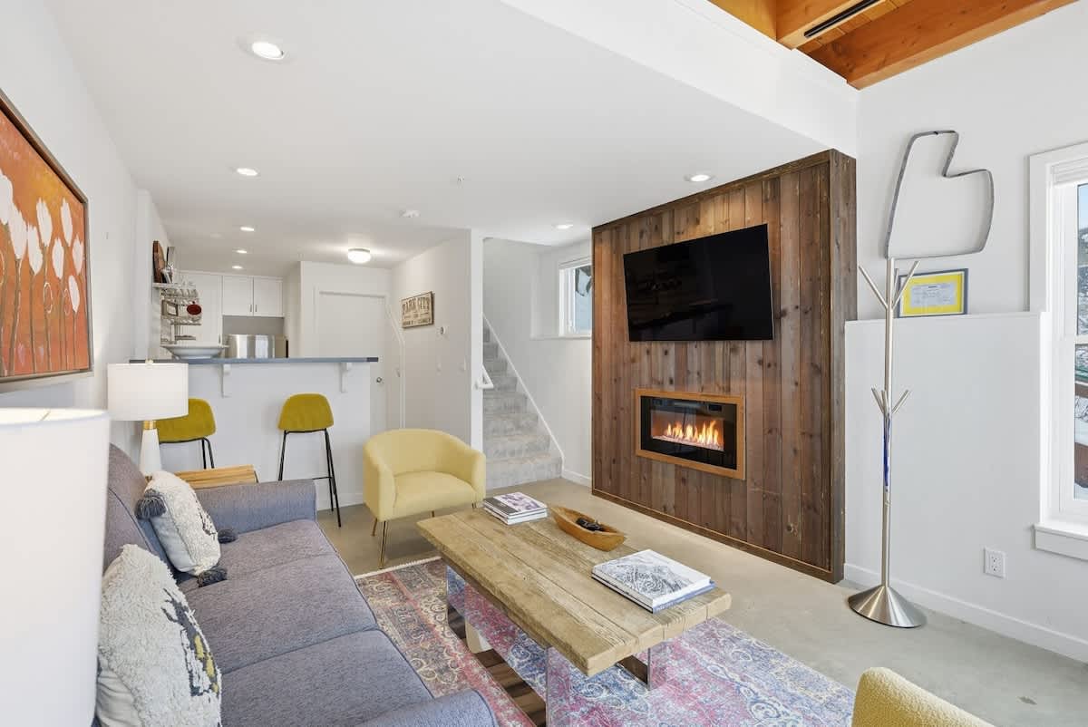 Apartment Living Room