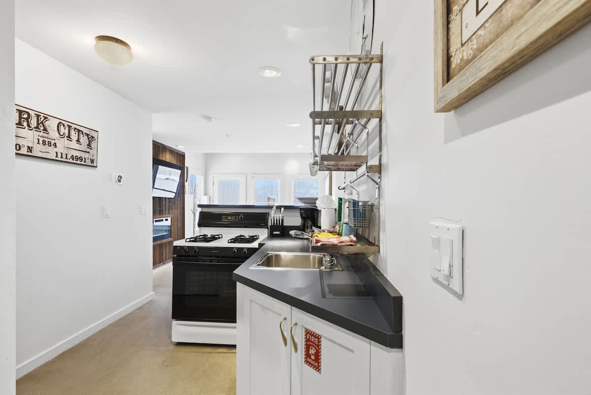 Apartment Kitchen