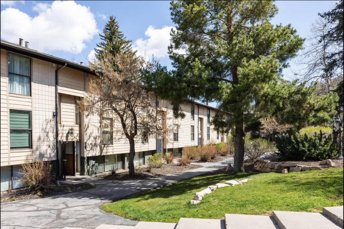 Park City Ski Condo Walk to Slopes and Main Street 3