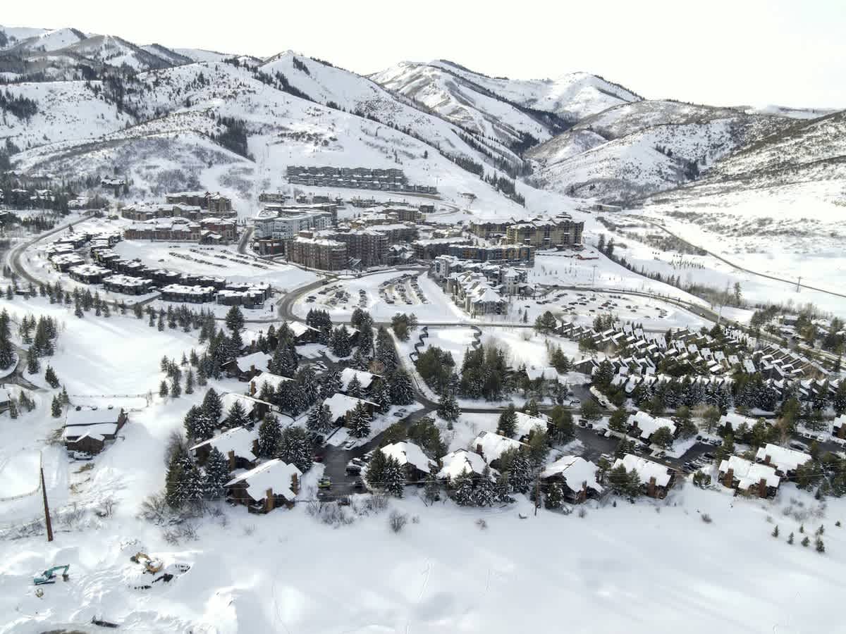 Relaxing Canyons Condo Free Shuttle Ride To Lift | Photo 31