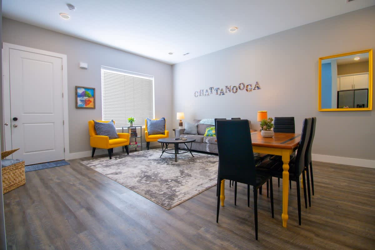 Southside Station- 2 bedroom, 2.5 bath townhome