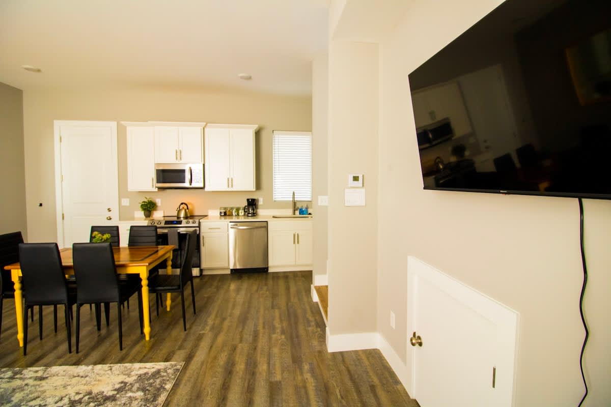 Southside Station- 2 bedroom, 2.5 bath townhome
