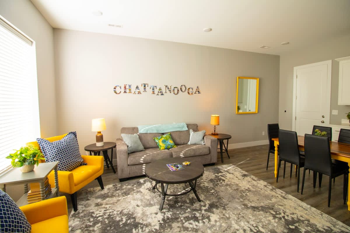 Southside Station- 2 bedroom, 2.5 bath townhome