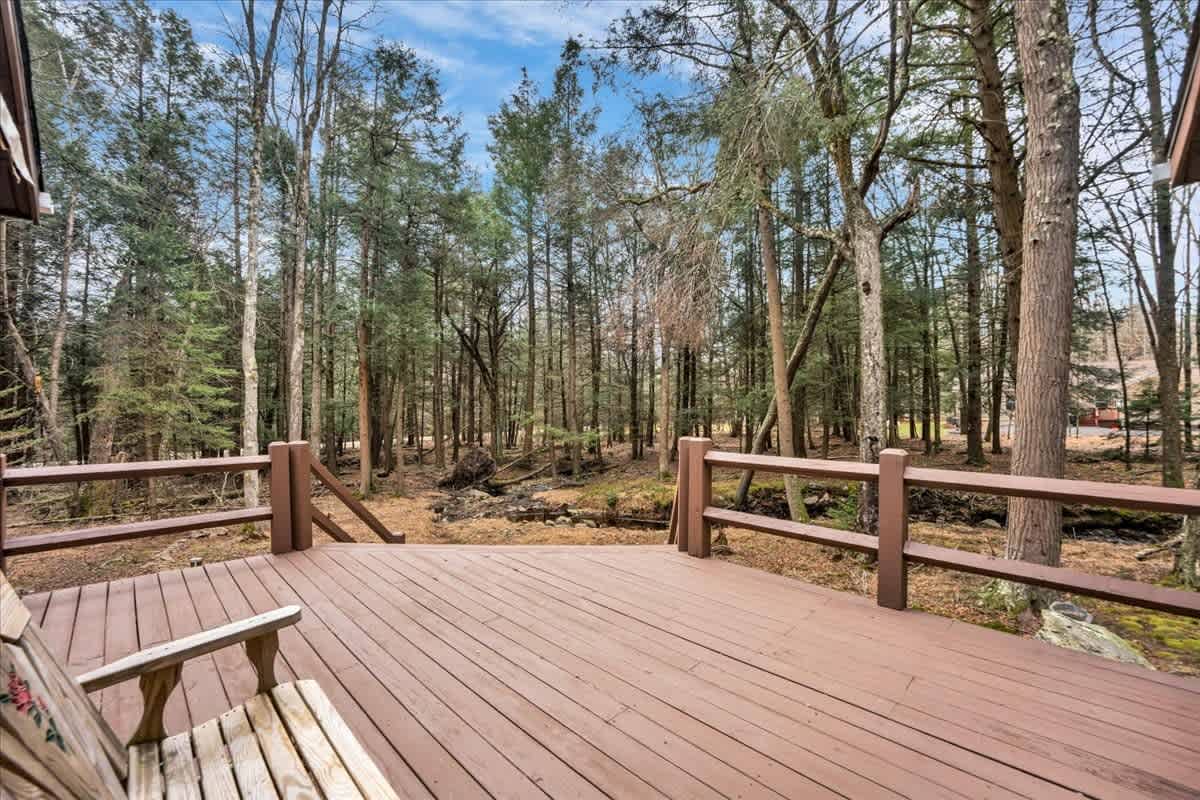Riverside Escape | FirePit | Wrap around Patio 