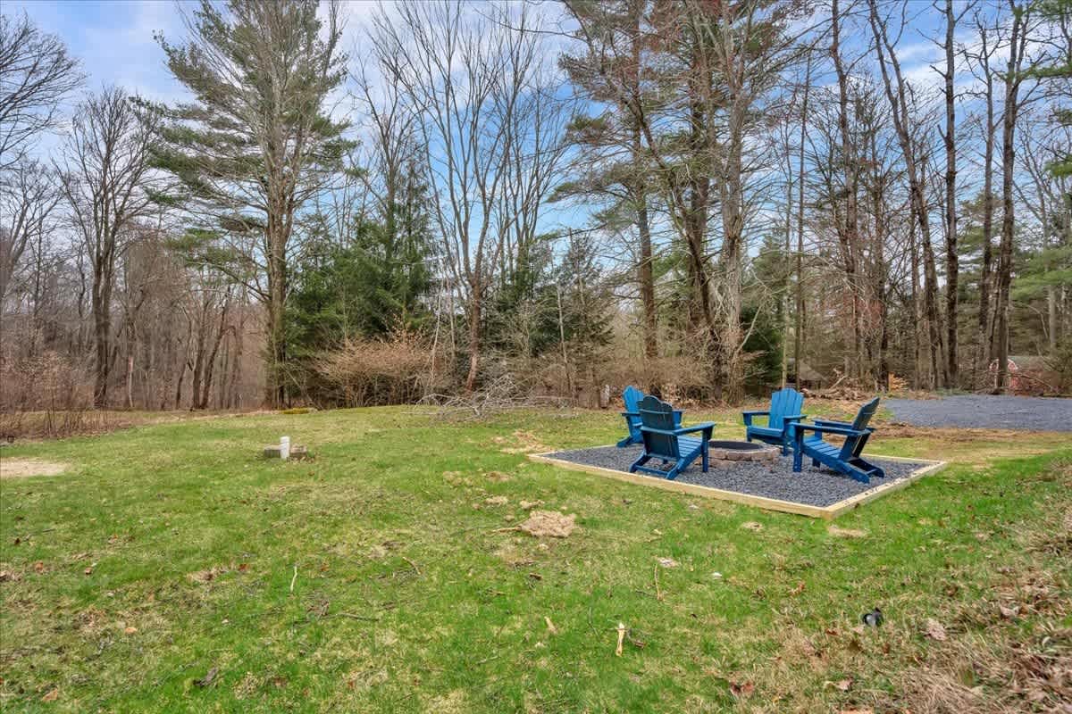 Modern Pocono Wilderness Cabin | Hot Tub | Firepit