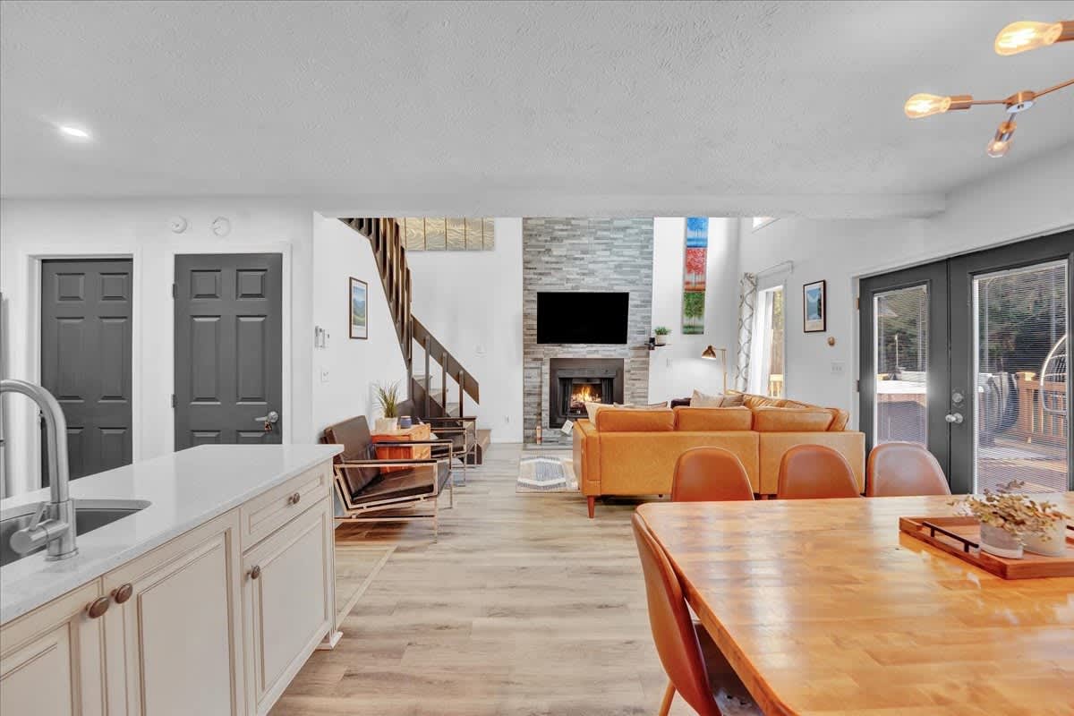 Evergreen Pocono Gem | HotTub | 2 Acres of Privacy