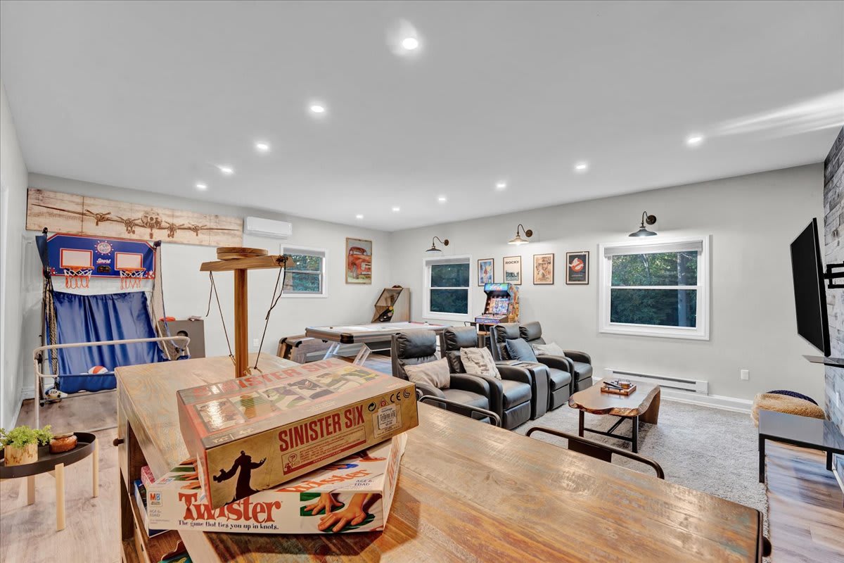 Evergreen Pocono Gem | HotTub | 2 Acres of Privacy