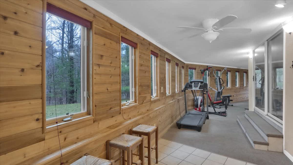 Pocono Cabin Retreat | Hot Tub |Firepit |Game Room