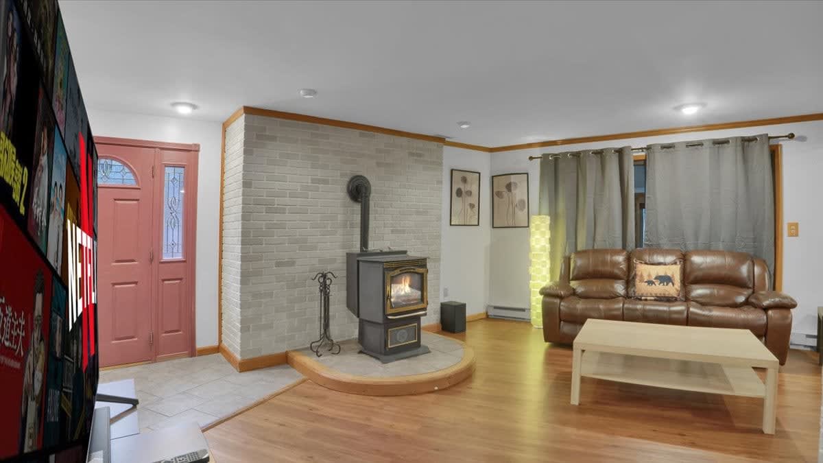 Pocono Cabin Retreat | Hot Tub |Firepit |Game Room