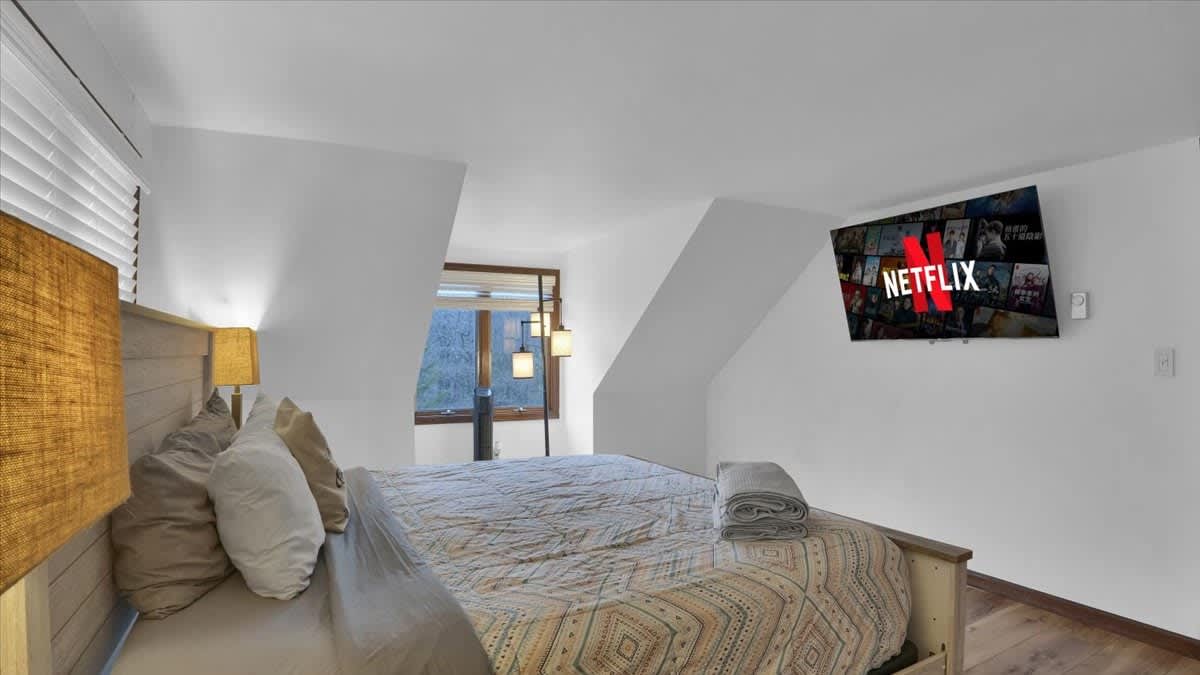 Pocono Cabin Retreat | Hot Tub |Firepit |Game Room