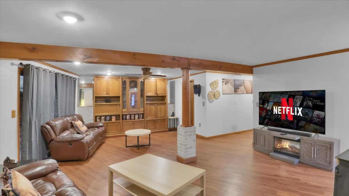 Pocono Cabin Retreat | Hot Tub |Firepit |Game Room