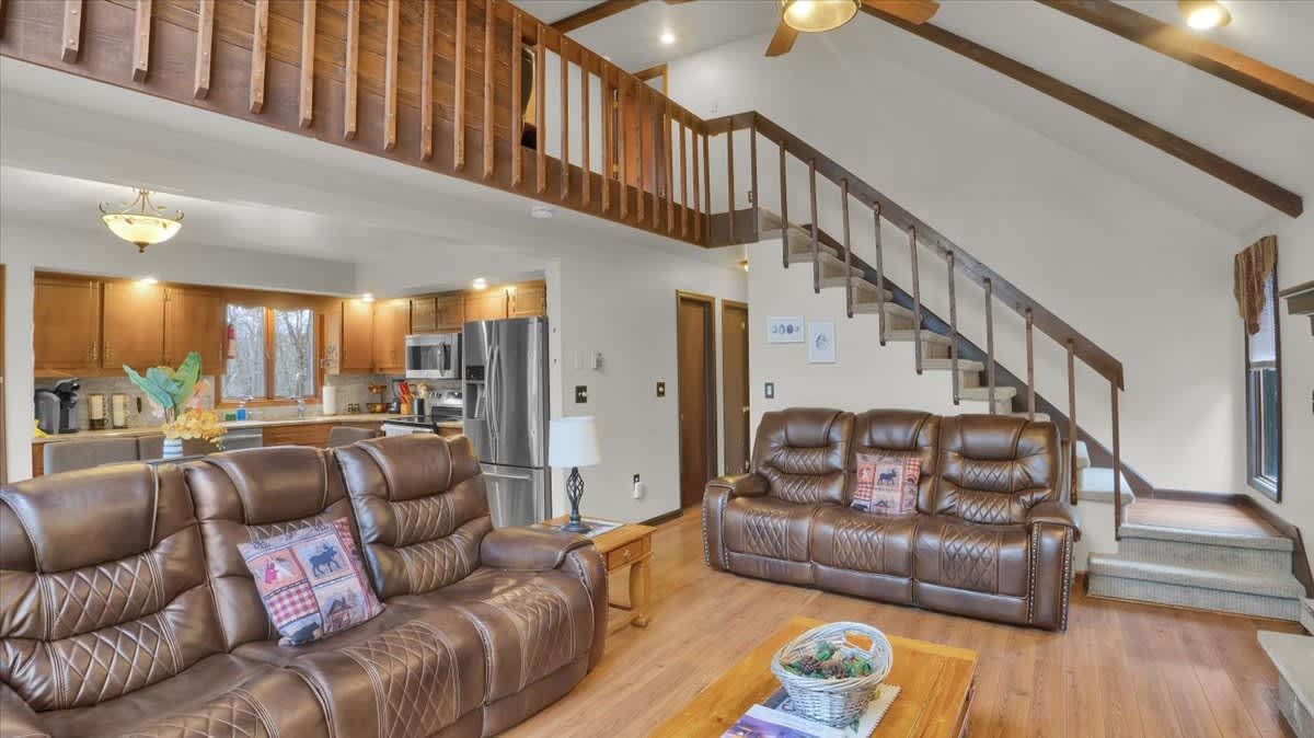Pocono Cabin Retreat | Hot Tub |Firepit |Game Room