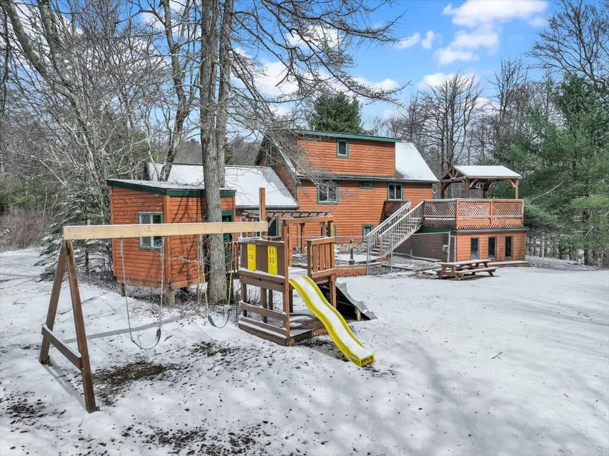 Pocono Cabin Retreat | Hot Tub |Firepit |Game Room