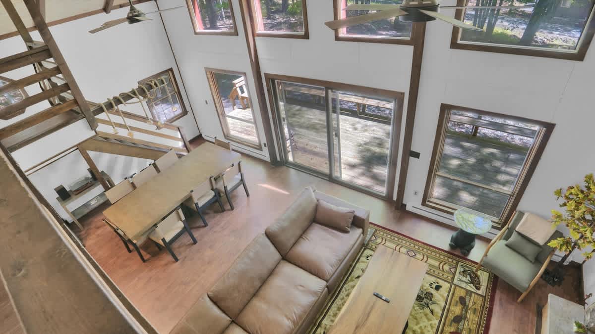 Woodsy Cabin Chalet | Hot Tub | Fire Pit | BB Lake
