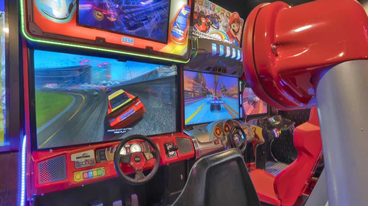 Sandana Ranch | 6+ Acres | Elite Arcade & Pinball