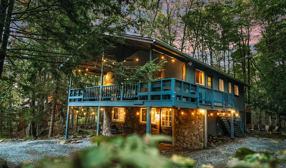 Luxury Pocono Escape | Hot Tub | Game Room