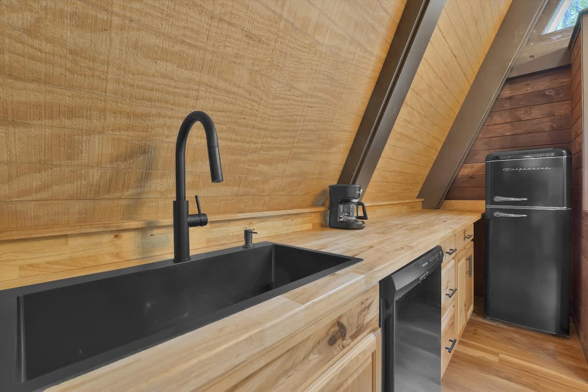 Modern New A-Frame Cabin | Hot Tub | Big Bass Lake