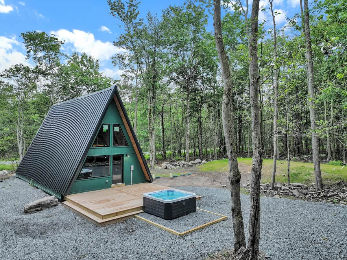 Modern New A-Frame Cabin | Hot Tub | Big Bass Lake