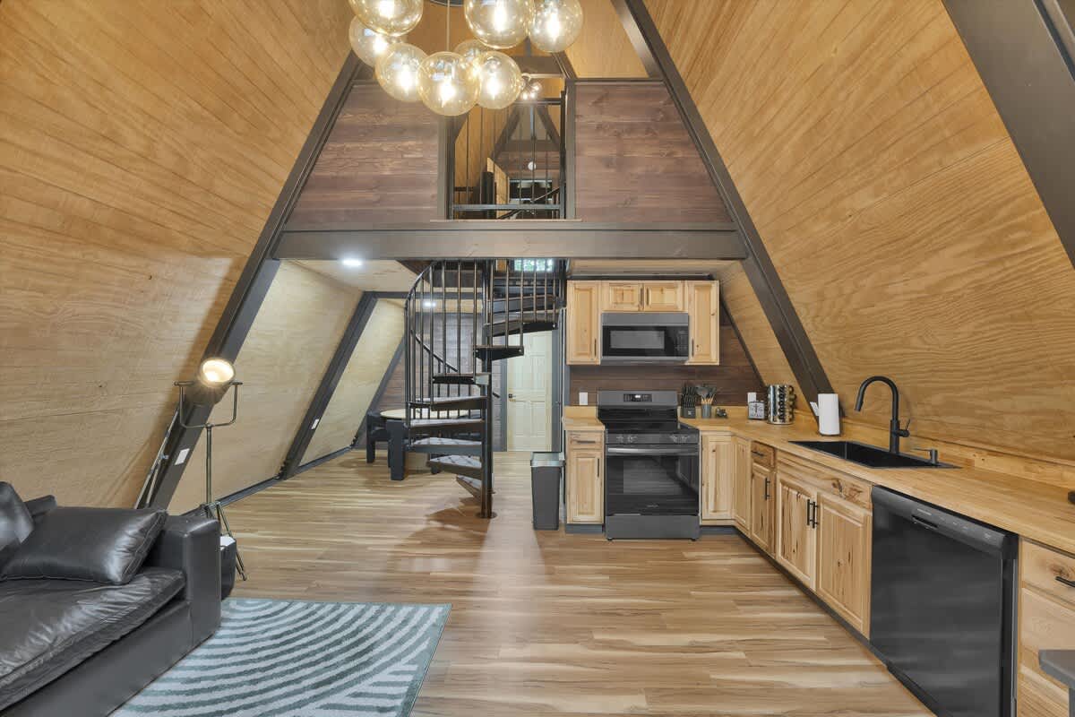 Modern New A-Frame Cabin | Hot Tub | Big Bass Lake