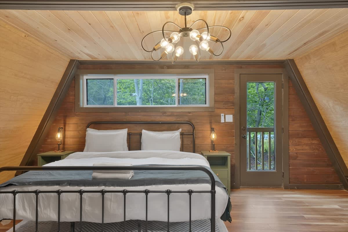 Modern New A-Frame Cabin | Hot Tub | Big Bass Lake