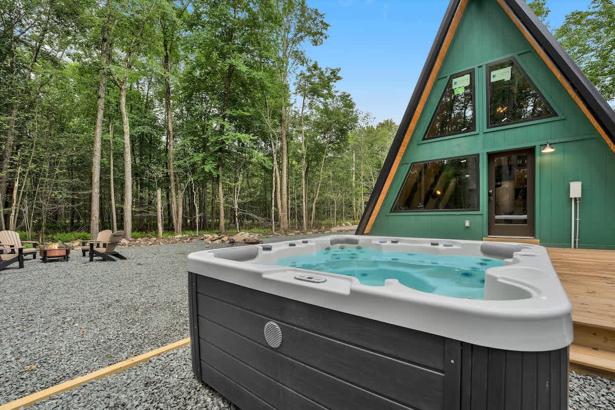 Modern New A-Frame Cabin | Hot Tub | Big Bass Lake