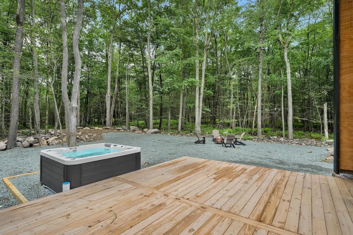 Modern New A-Frame Cabin | Hot Tub | Big Bass Lake