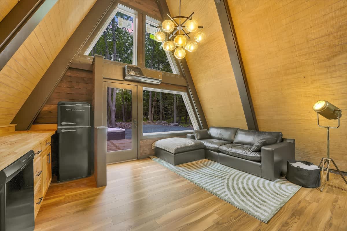 Modern New A-Frame Cabin | Hot Tub | Big Bass Lake
